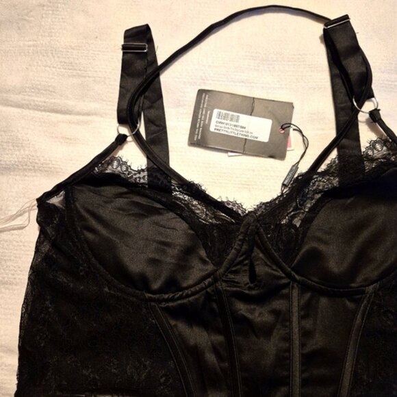 PRETTYLITTLETHING women's size 12 black satin mix thick strap corset New - Picture 2 of 9